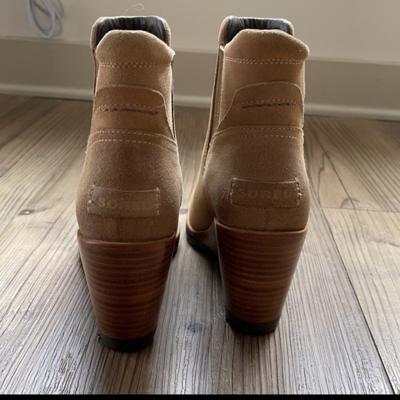 NWOT SOREL Booties - Picture 4 of 7